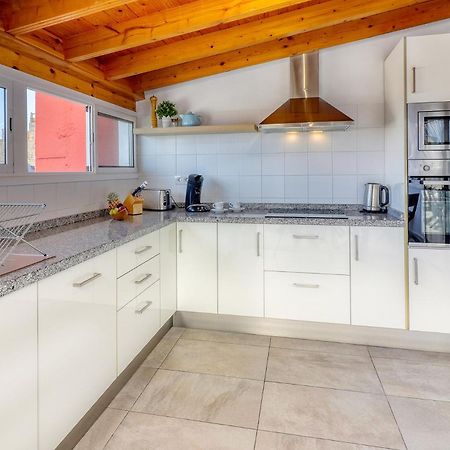 Big Terraced House, 100M To The Beach, With Bbq And Sea View Guincho  Zewnętrze zdjęcie